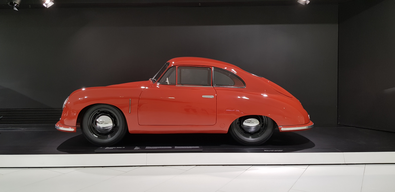 Illustration for article titled Porsche Museum Stuttgart Zuffenhausen photo dump